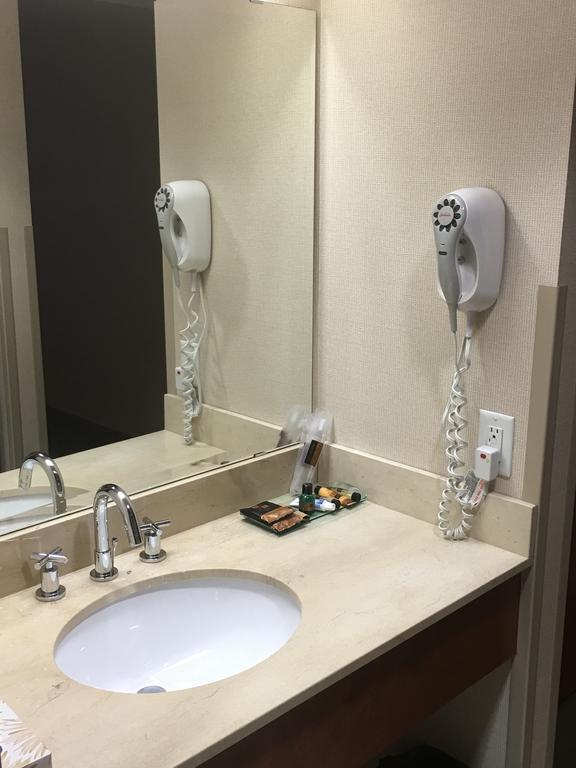 St. Albert Inn & Suites Saint Albert Zewnętrze zdjęcie
